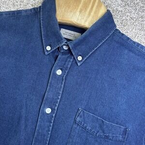 Saturdays New York City Shirt Mens Large Blue Denim Short Sleeve Button Up